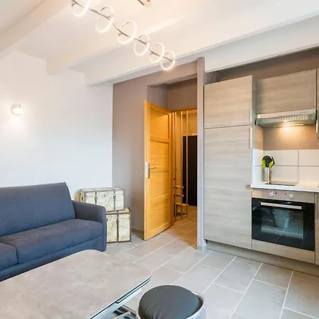 Apartament Roissy Appartements